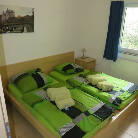 Feriehus Ferienhaus Anne Rieden (Mayen-Koblenz)